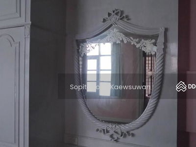 10310, Bangkok, Thailand 10310, Bangkok, Thailand