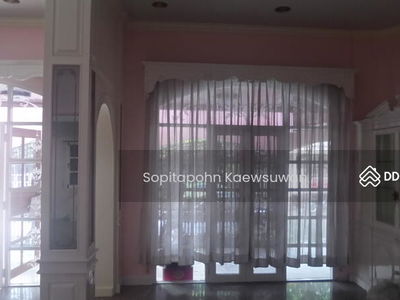 10310, Bangkok, Thailand 10310, Bangkok, Thailand