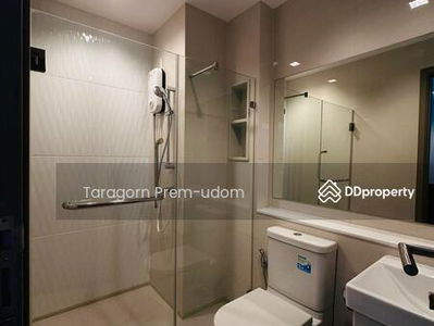 Life Asoke-Rama 9, Bangkok, Thailand Life Asoke-Rama 9, Bangkok, Thailand