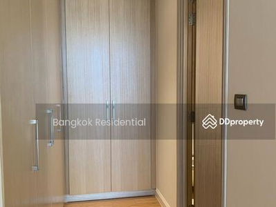 Magnolias Waterfront Residences, Bangkok, Thailand Magnolias Waterfront Residences, Bangkok, Thailand