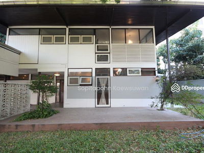 10110, Bangkok, Thailand 10110, Bangkok, Thailand