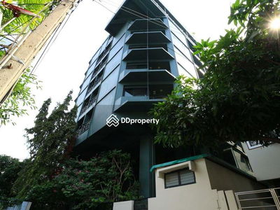 Aree Corner, Bangkok, Thailand Aree Corner, Bangkok, Thailand