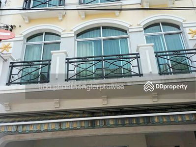 Baan Klang Muang The Royal Monaco Srinakarin-Pattanakarn, Bangkok, Thailand Baan Klang Muang The Royal Monaco Srinakarin-Pattanakarn, Bangkok, Thailand