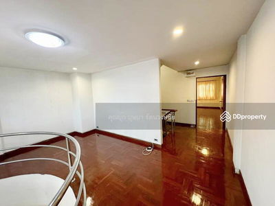 Location: BTS Senanikom, SRT Wat Miannaree, Vibhavadi 42, Soi 18, Intersection 3, 4-story townhome for rent, Bangkok., Thailand Location: BTS Senanikom, SRT Wat Miannaree, Vibhavadi 42, Soi 18, Intersection 3, 4-story townhome for rent, Bangkok., Thailand