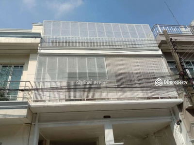 Townhome Soi Charoenjai (Soi Pridi Banomyong 31), Bangkok, Thailand Townhome Soi Charoenjai (Soi Pridi Banomyong 31), Bangkok, Thailand