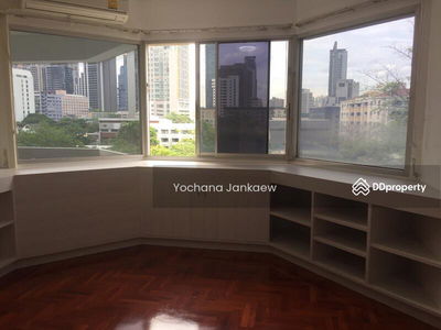 Kanta Mansion, Bangkok, Thailand Kanta Mansion, Bangkok, Thailand