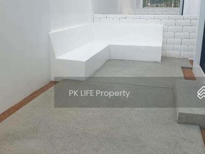 Housing in Ban Chalong, Thailand Housing in Ban Chalong, Thailand