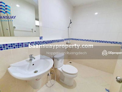 For rent, 3-story townhome with 5 air conditioners, Kaset-Nawamin Road, near Avenue Mall, Bangkok., Thailand For rent, 3-story townhome with 5 air conditioners, Kaset-Nawamin Road, near Avenue Mall, Bangkok., Thailand