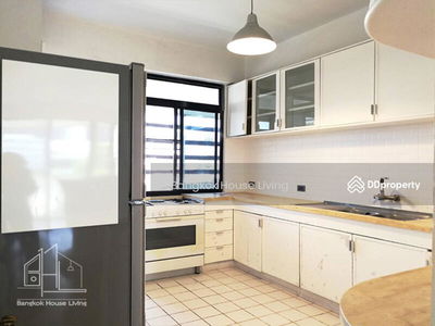 Arcadia Tower, Bangkok, Thailand Arcadia Tower, Bangkok, Thailand