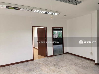 Sriwara Town in Town, Bangkok, Thailand Sriwara Town in Town, Bangkok, Thailand