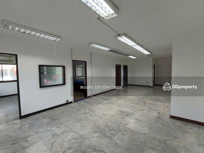 Sriwara Town in Town, Bangkok, Thailand Sriwara Town in Town, Bangkok, Thailand