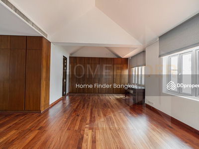 House in Sukhumvit 31, Bangkok, Thailand House in Sukhumvit 31, Bangkok, Thailand