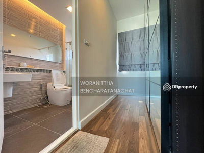 Manthana Lake Watcharapol, Bangkok, Thailand Manthana Lake Watcharapol, Bangkok, Thailand