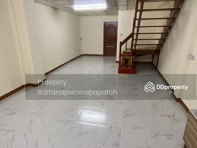 Maneeya Ville, Bangkok, Thailand Maneeya Ville, Bangkok, Thailand