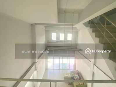 Nakhon Pathom, Nakhon Pathom, Thailand Nakhon Pathom, Nakhon Pathom, Thailand