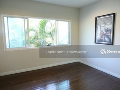 10240, Bangkok, Thailand 10240, Bangkok, Thailand