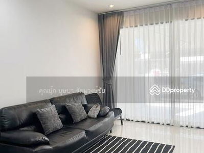 Location: New Krungthep Kreetha Road Townhome for rent, 3 floors, beautiful house, fully furnished, available Feb. 12, can reserve, Bangkok, Thailand Location: New Krungthep Kreetha Road Townhome for rent, 3 floors, beautiful house, fully furnished, available Feb. 12, can reserve, Bangkok, Thailand