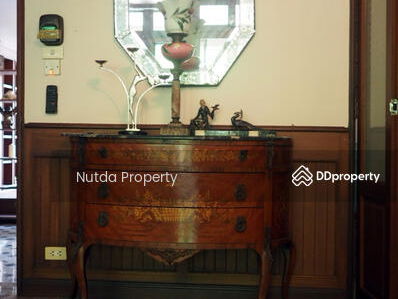 Townhome Sukhumvit 50, Bangkok, Thailand Townhome Sukhumvit 50, Bangkok, Thailand