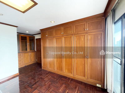 Richmond Palace, Bangkok, Thailand Richmond Palace, Bangkok, Thailand