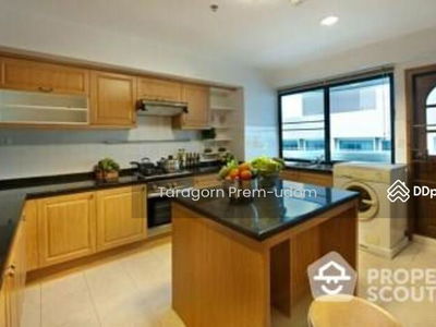 Center Point Residence Phromphong, Bangkok, Thailand Center Point Residence Phromphong, Bangkok, Thailand