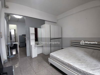 Silom, Bangkok, Thailand Silom, Bangkok, Thailand