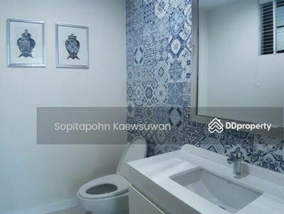 10110, Bangkok, Thailand 10110, Bangkok, Thailand