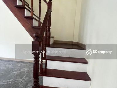 Nichakorn Village, Nakhon Pathom, Thailand Nichakorn Village, Nakhon Pathom, Thailand