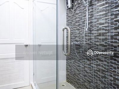 First Tower, Bangkok, Thailand First Tower, Bangkok, Thailand