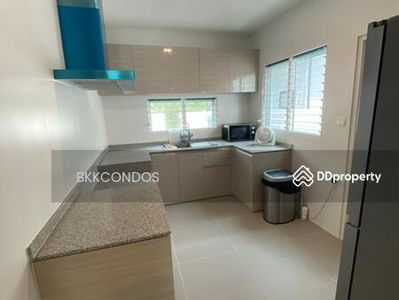 Mantana Bangna-Wongwaen, Bangkok, Thailand Mantana Bangna-Wongwaen, Bangkok, Thailand