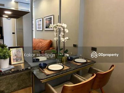 Park Origin Phrom Phong, Bangkok, Thailand Park Origin Phrom Phong, Bangkok, Thailand