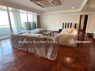 For Rent, Large Condo, 3 bedrooms, Soi Sukhumvit 11, Bangkok., Thailand For Rent, Large Condo, 3 bedrooms, Soi Sukhumvit 11, Bangkok., Thailand