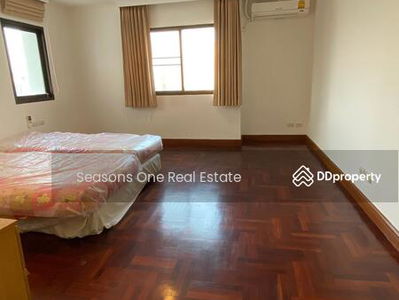 For Rent, Large Condo, 3 bedrooms, Soi Sukhumvit 11, Bangkok., Thailand For Rent, Large Condo, 3 bedrooms, Soi Sukhumvit 11, Bangkok., Thailand