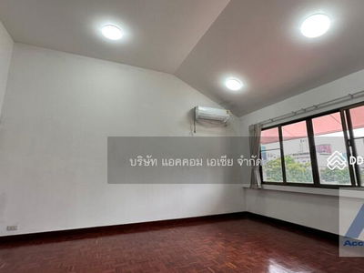 3 Bedrooms Townhouse For Rent in Phaholyothin, Bangkok near BTS Ari at Townhouse1818217, Bangkok, Thailand 3 Bedrooms Townhouse For Rent in Phaholyothin, Bangkok near BTS Ari at Townhouse1818217, Bangkok, Thailand