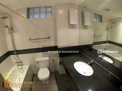 Navin Mansion, Bangkok, Thailand Navin Mansion, Bangkok, Thailand