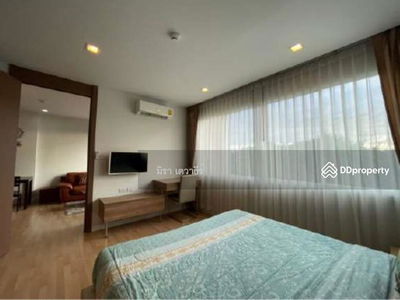 Green Lake Sriracha, Chon Buri, Thailand Green Lake Sriracha, Chon Buri, Thailand