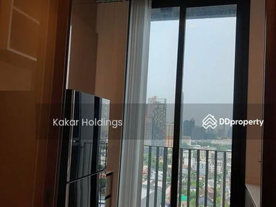 Whizdom Essence, Bangkok, Thailand Whizdom Essence, Bangkok, Thailand