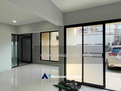 Home Office | 4 Bedrooms House For Rent in Sathorn, Bangkok near BTS Chong Nonsi AA19397, Bangkok, Thailand Home Office | 4 Bedrooms House For Rent in Sathorn, Bangkok near BTS Chong Nonsi AA19397, Bangkok, Thailand