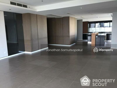 The Fine at River, Bangkok, Thailand The Fine at River, Bangkok, Thailand