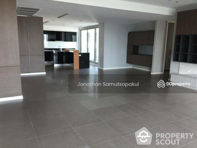 The Fine at River, Bangkok, Thailand The Fine at River, Bangkok, Thailand