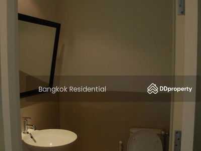 House in Soi Soonvijai, Bangkok, Thailand House in Soi Soonvijai, Bangkok, Thailand