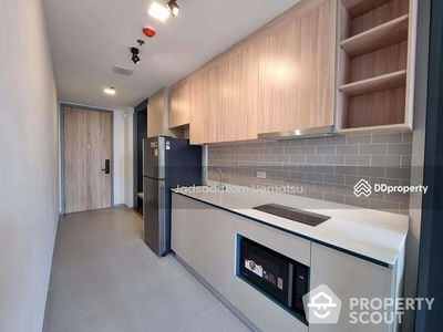 The Extro Phayathai-Rangnam, Bangkok, Thailand The Extro Phayathai-Rangnam, Bangkok, Thailand