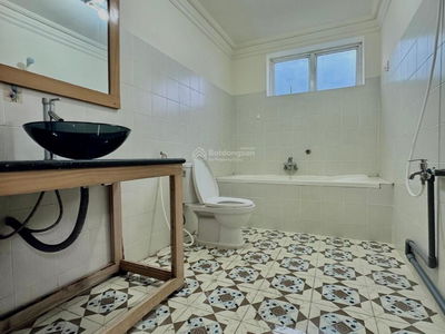 Le Van Viet Street, Vietnam Le Van Viet Street, Vietnam