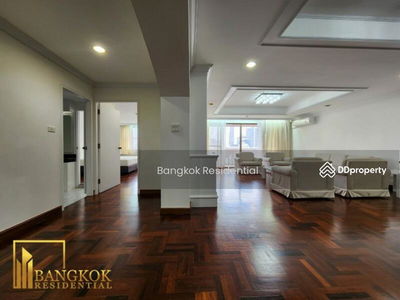 Sethiwan Palace Sukhumvit 4, Bangkok, Thailand Sethiwan Palace Sukhumvit 4, Bangkok, Thailand