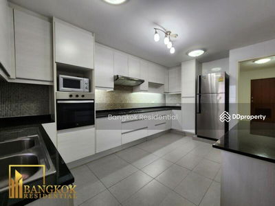 Sethiwan Palace Sukhumvit 4, Bangkok, Thailand Sethiwan Palace Sukhumvit 4, Bangkok, Thailand