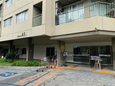 Lumpini Condo Town Ramindra-Latplakhao, Bangkok, Thailand Lumpini Condo Town Ramindra-Latplakhao, Bangkok, Thailand