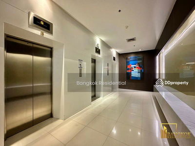 Silom Grand Terrace, Bangkok, Thailand Silom Grand Terrace, Bangkok, Thailand