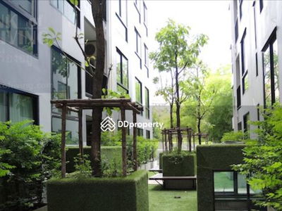 Zenith Place Sukhumvit 42, Bangkok, Thailand Zenith Place Sukhumvit 42, Bangkok, Thailand