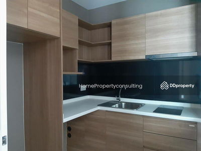 The Metropolis Samrong Interchange, Samut Prakan, Thailand The Metropolis Samrong Interchange, Samut Prakan, Thailand