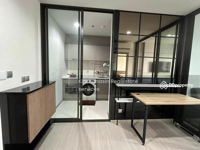 Life Asoke-Rama 9, Bangkok, Thailand Life Asoke-Rama 9, Bangkok, Thailand