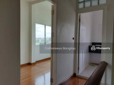 10230, Bangkok, Thailand 10230, Bangkok, Thailand